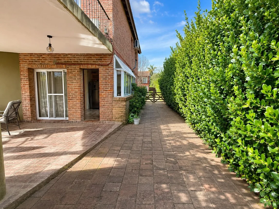 Casa en venta en Pilar, foto 5