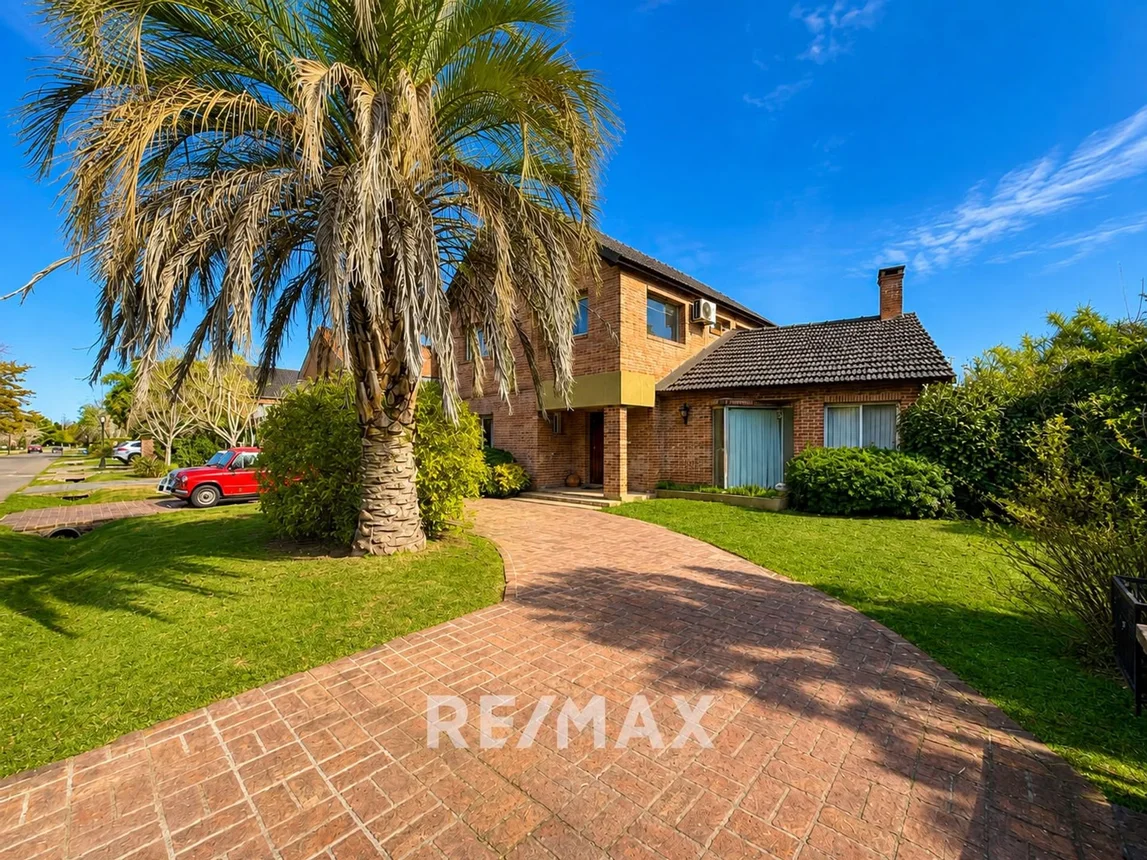 Casa en venta en Pilar, foto 2