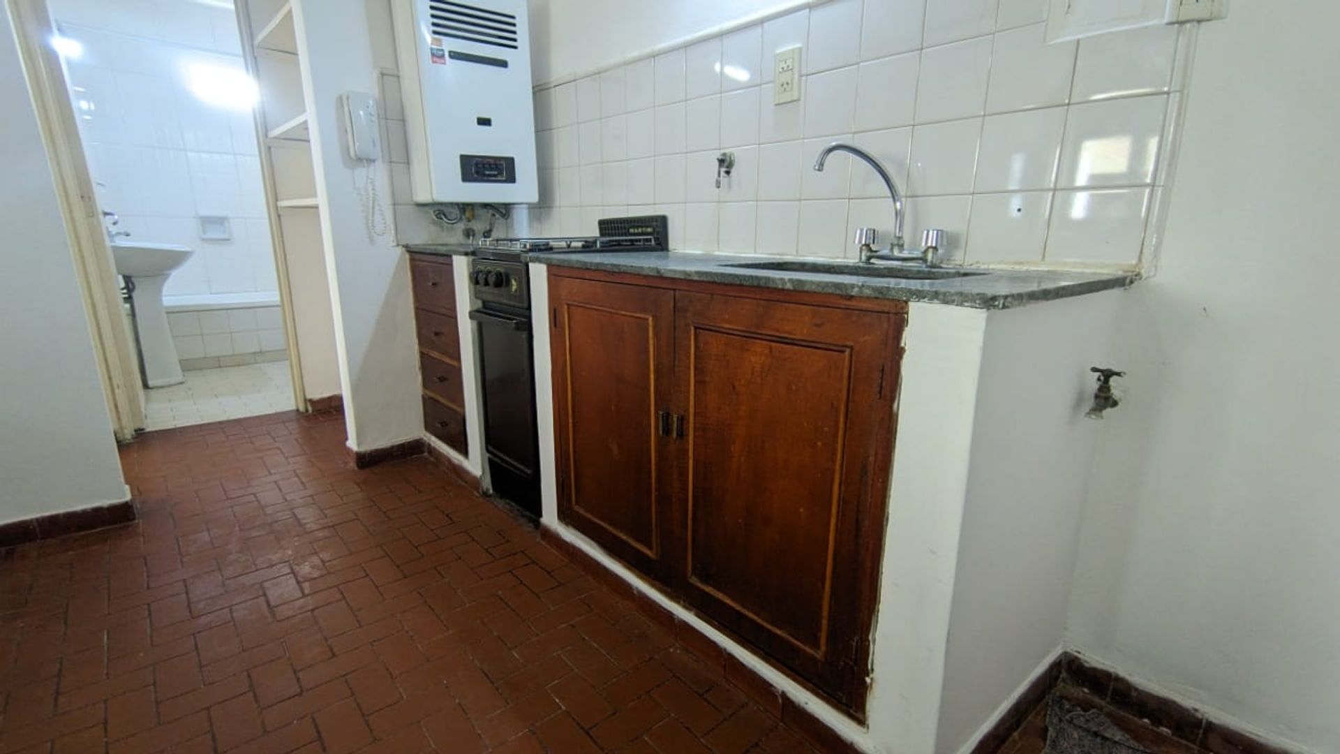 DEPARTAMENTO VENTA CENTRO 1 DORMITORIO - foto 2