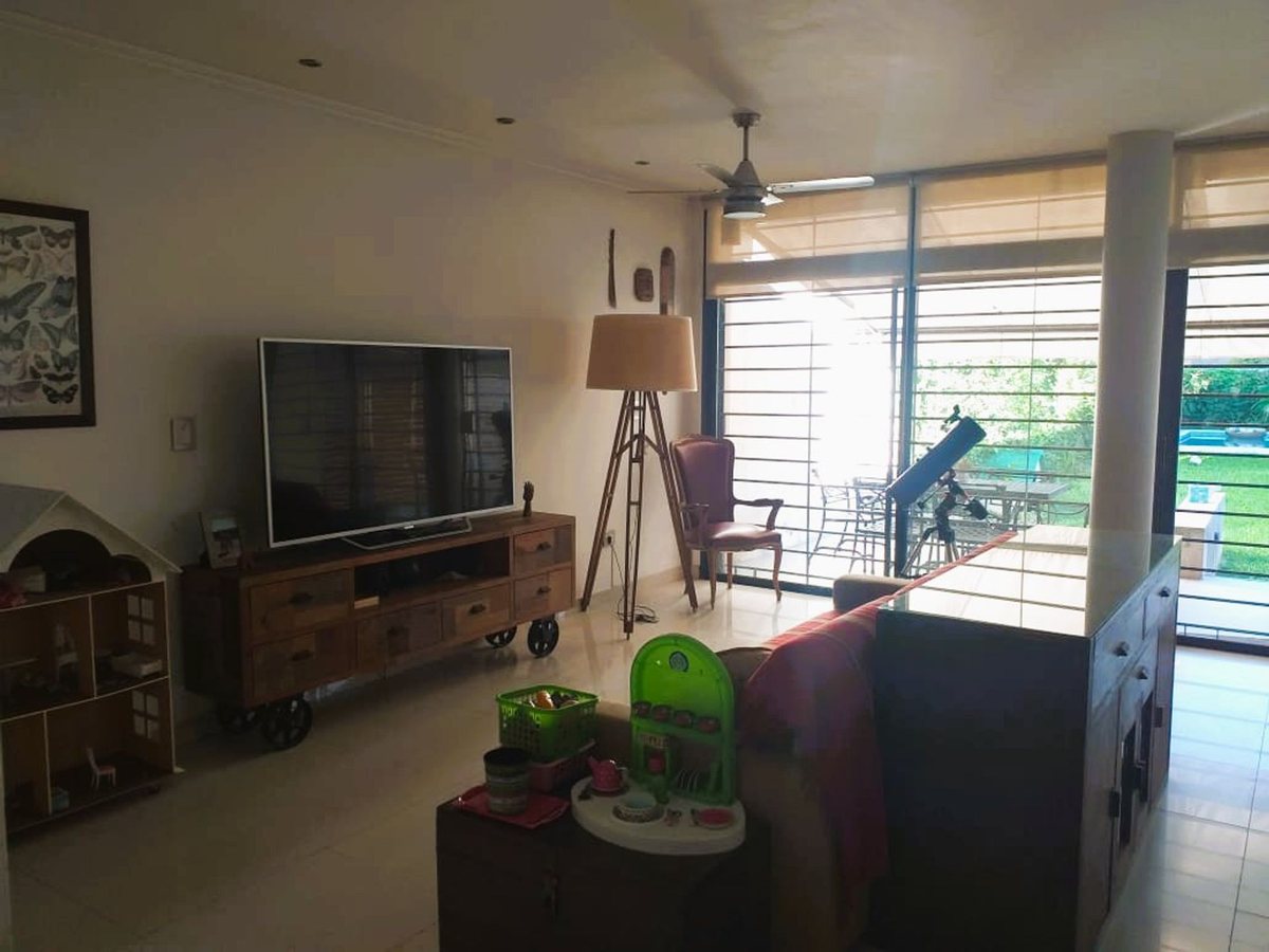 Foto 4 — VENTA DE CASA EN SANTO TOME CERCA DE LA COSTANERA