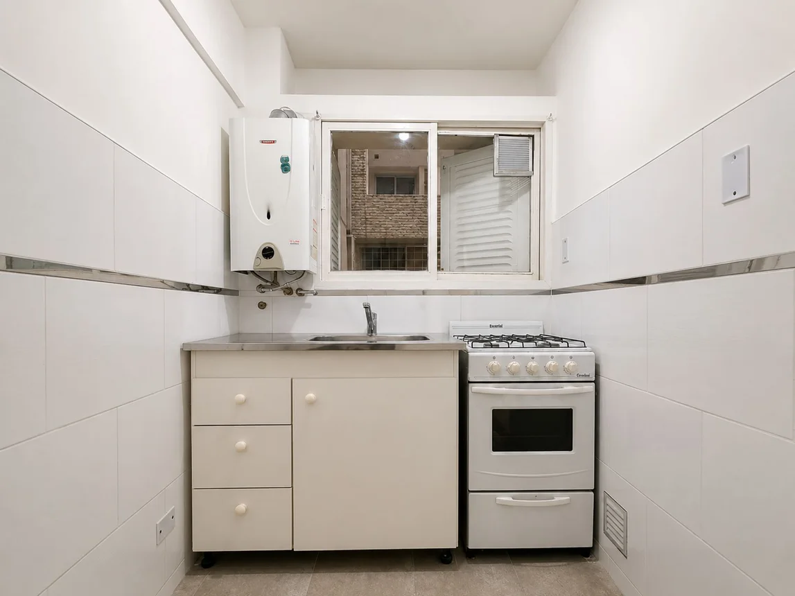 Departamento de 3 ambientes en alquiler en Rosario, Avenida Carlos Pellegrini 800, foto 3