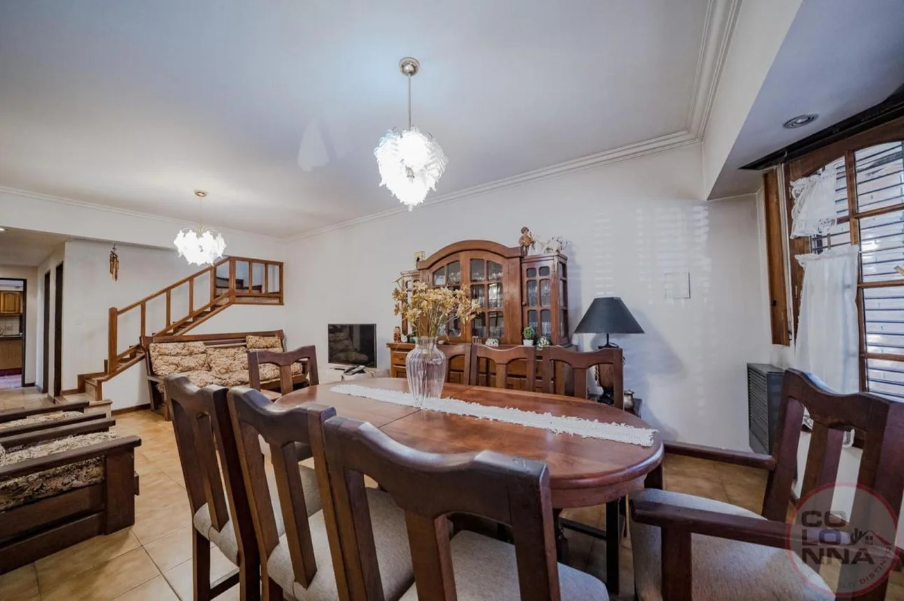Casa de 6 ambientes en venta en Caseros, Intendente Larralde 2000, foto 3
