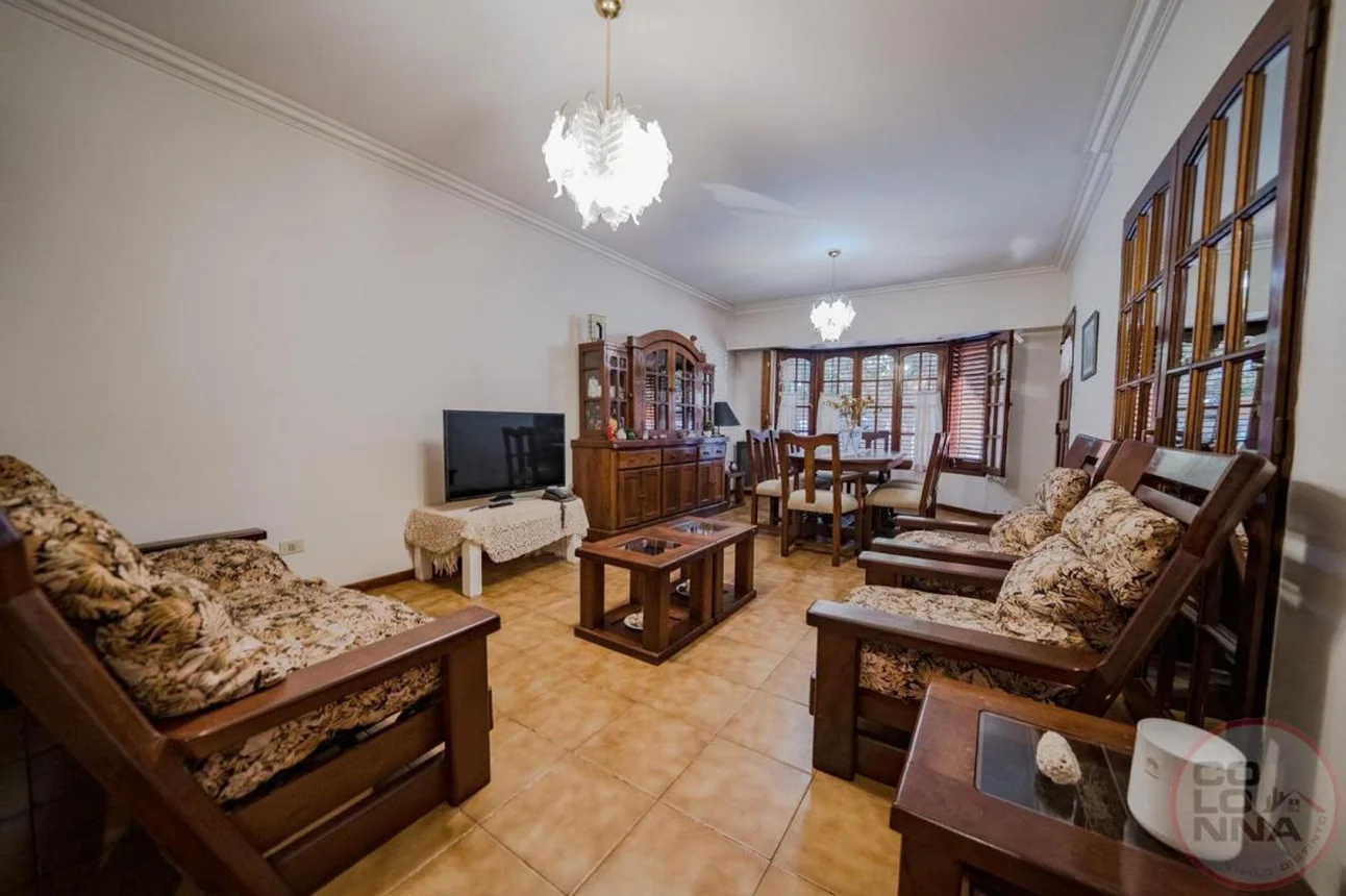 Casa de 6 ambientes en venta en Caseros, Intendente Larralde 2000, foto 4