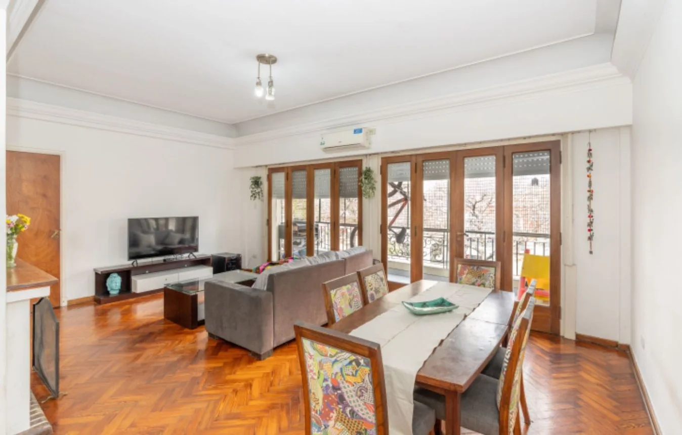 Departamento de 4 ambientes en venta en Olivos, Avenida Maipú 3100