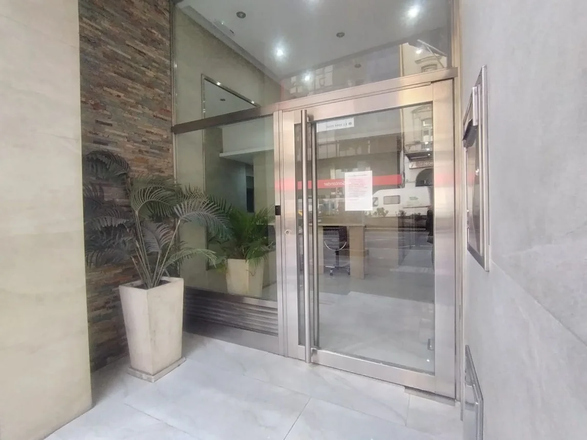 Departamento de 3 ambientes en alquiler en San Nicolás, Avenida Corrientes 1400
