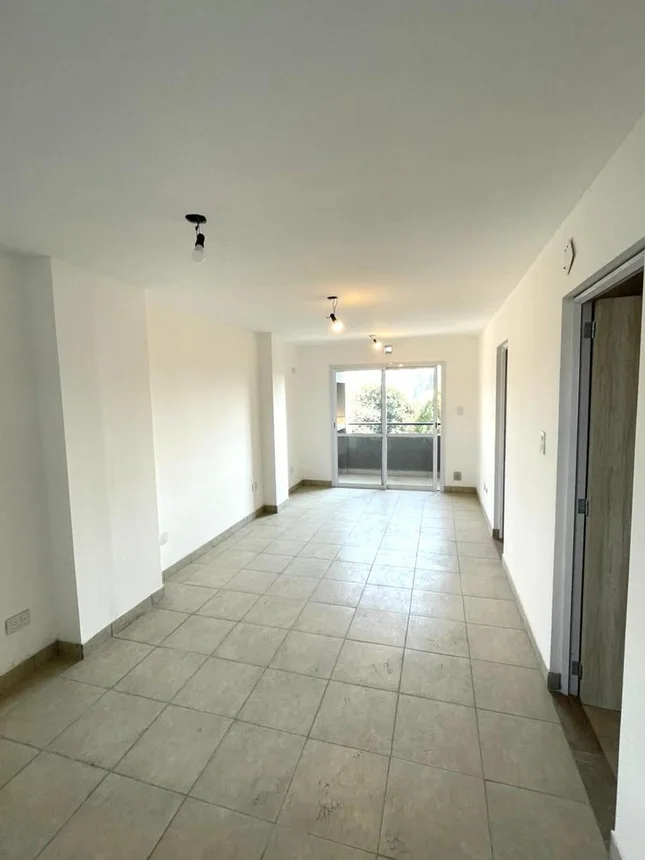 Departamento de 2 ambientes en venta en Salta, Zona Sur, Frente Jockey Club. B° Aráoz - Radio Cerealista 2000, foto 2