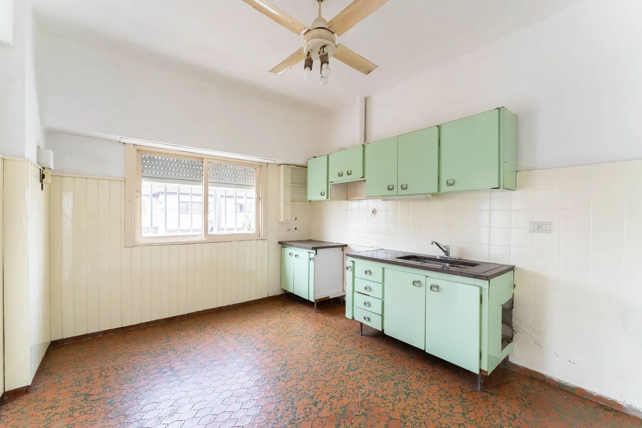 Casa de 5 ambientes en venta en Lomas del Mirador, Pueyrredón 2500, foto 5