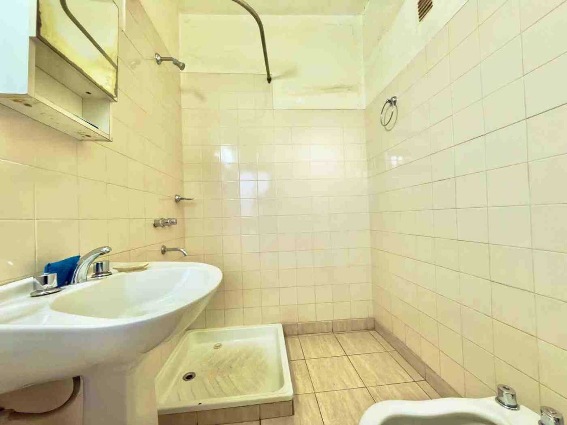 CASA EN VENTA MACROCENTRO APTA COMERCIAL C/GARAJE - foto 12