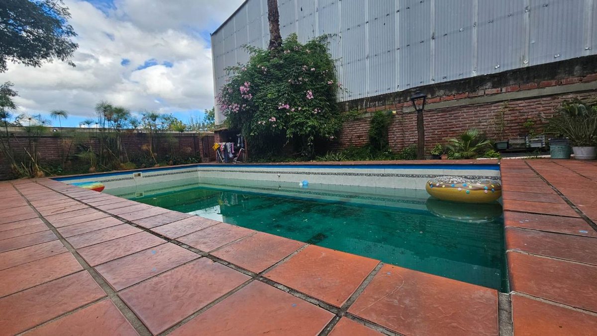 CASA VENTA SAN LORENZO 3 DORMITORIOS CON PILETA - foto 8