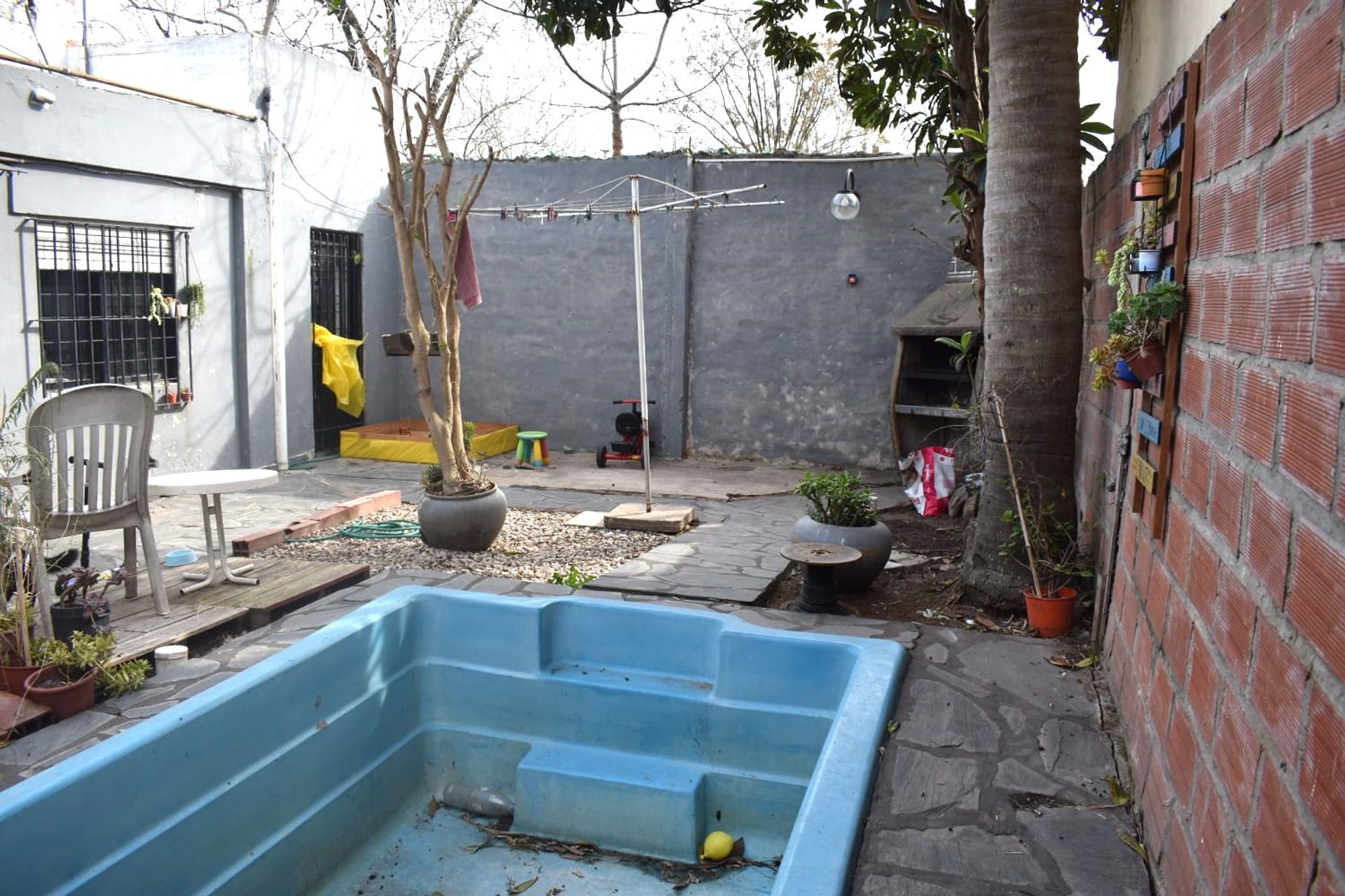 Foto 21 — VENTA CASA 3 DORMITORIOS CON PILETA Y JARDIN MERLO