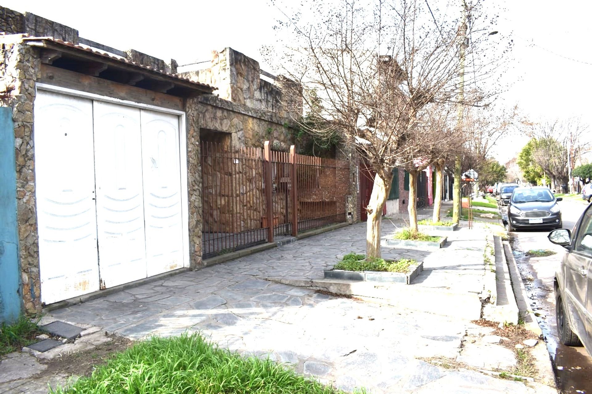 Foto 4 — VENTA CASA 3 DORMITORIOS CON PILETA Y JARDIN MERLO