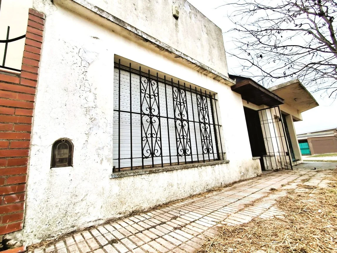 Venta casa 3 amb + 2 locales en blok f. sanchez, foto 3