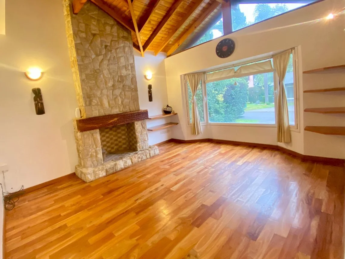Casa de 4 ambientes en venta en Moreno, Calle Almafuerte 3900