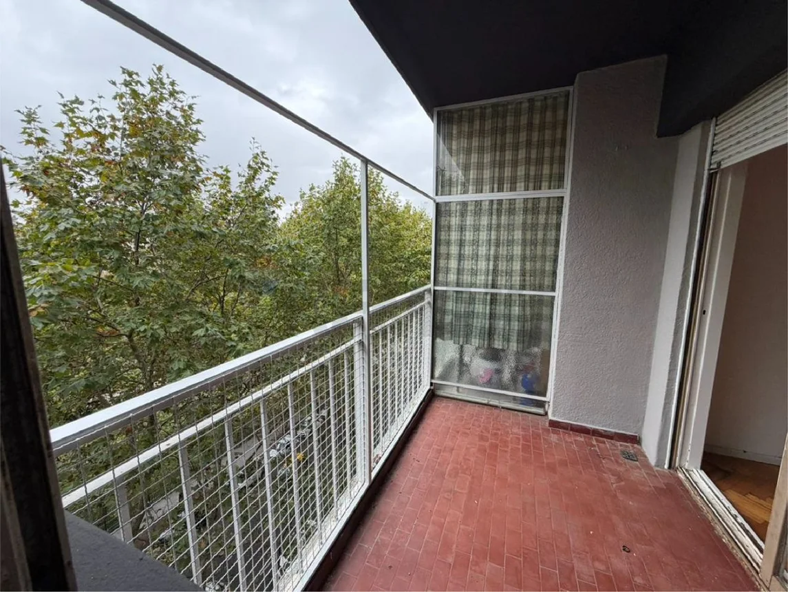 Departamento de 3 ambientes en alquiler en Flores, Avenida Avellaneda 1800, foto 2