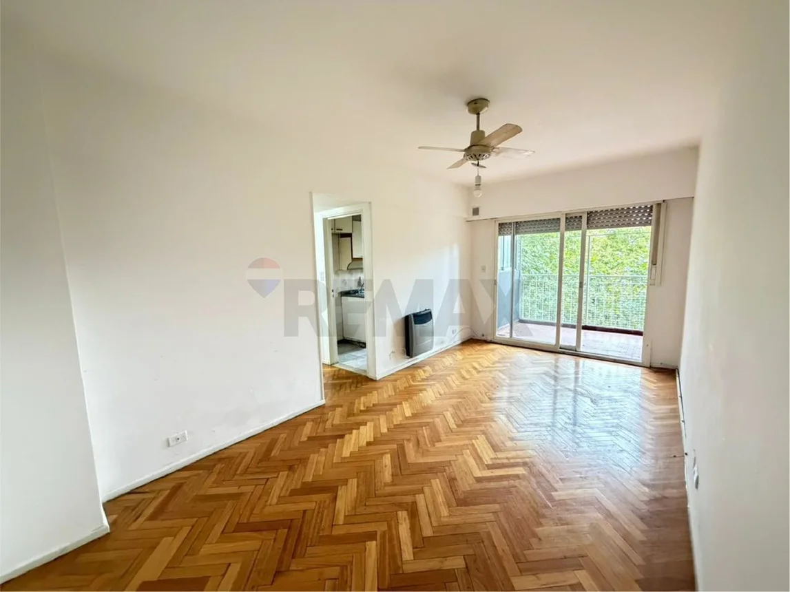 Departamento de 3 ambientes en alquiler en Flores, Avenida Avellaneda 1800, foto 3