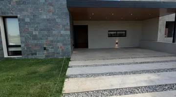 Se vende casa en docta 3 dormitorios