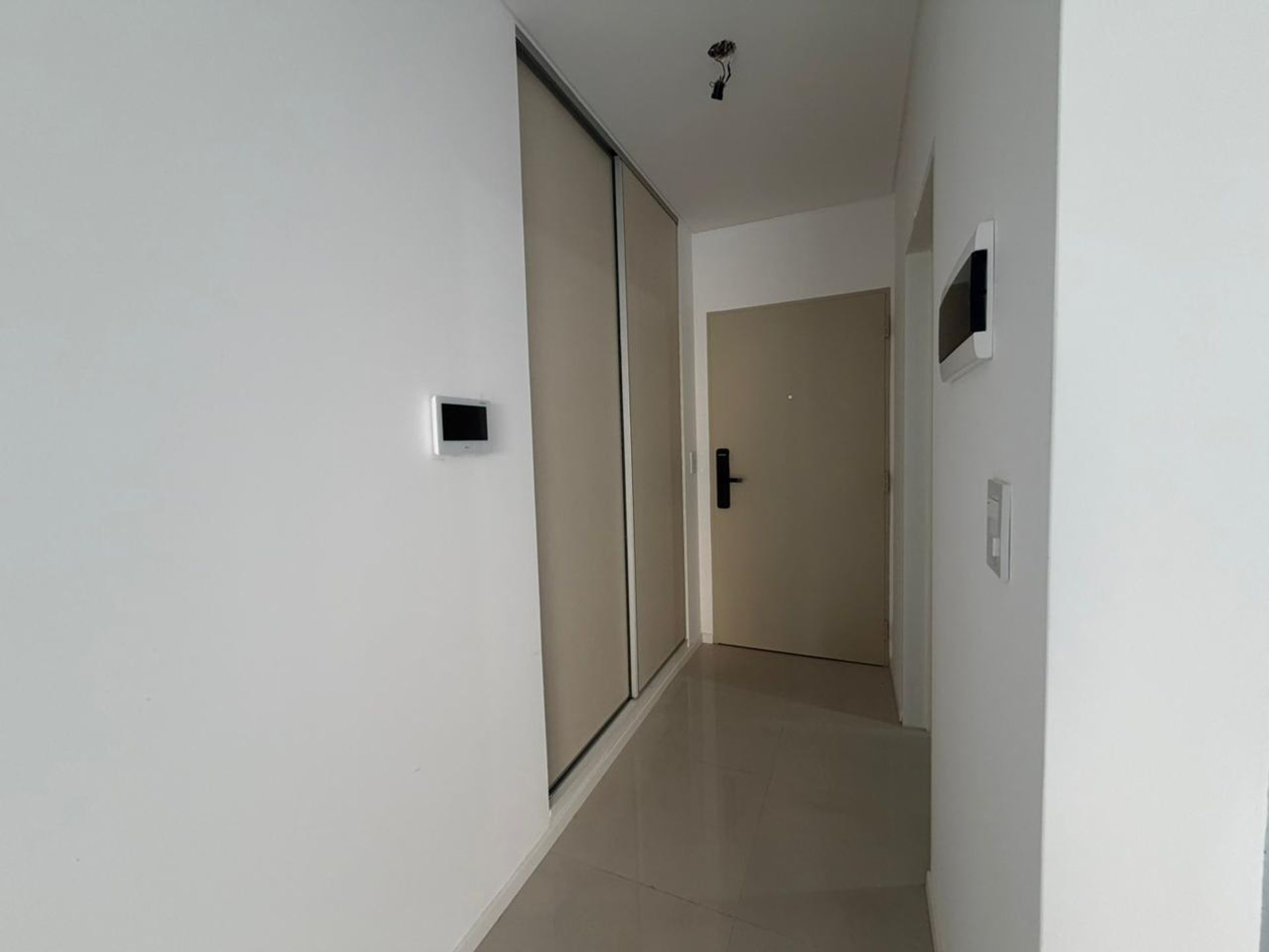 Foto 17 — VTA ESTR MONOAMB C/BALCON/ AMENIT EXC UBI S.TELMO