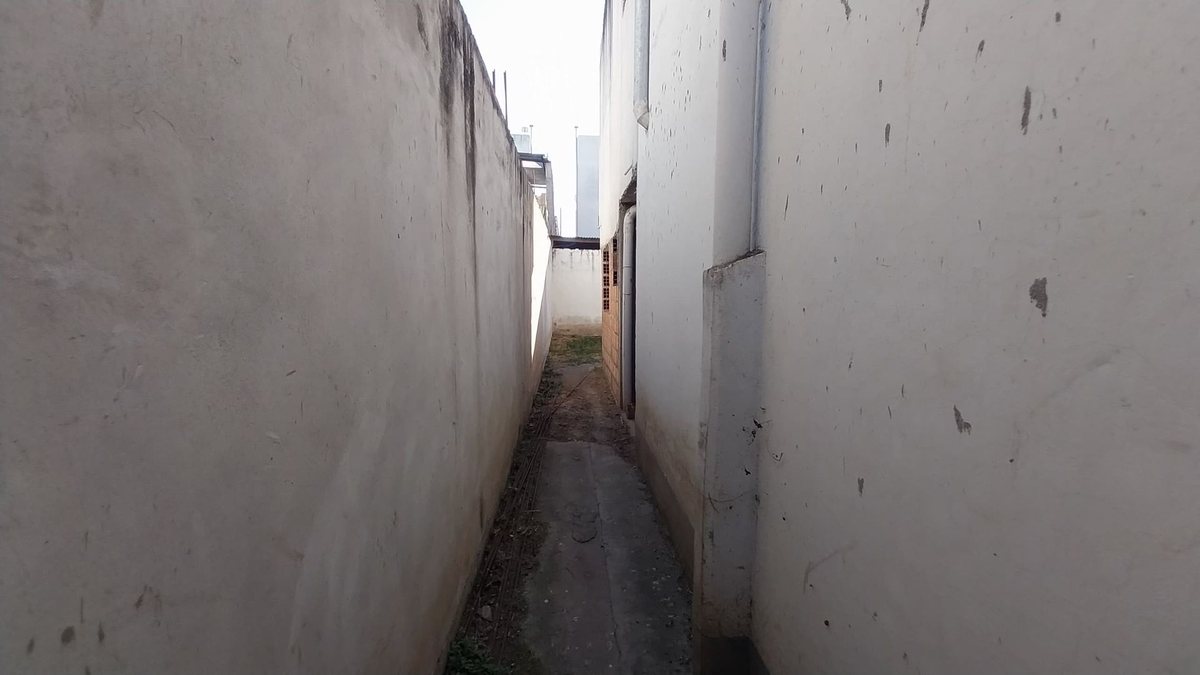 CASA 2 DORM VENTA BARRIO CHACHAPOYAS ZONA NORTE - foto 15