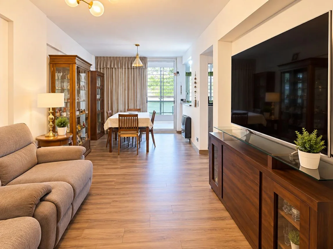Departamento de 3 ambientes en venta en San Cristóbal, Alberti 1200