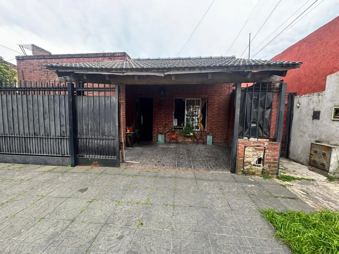 PH de 3 ambientes en venta en Munro, José Hernández 6000
