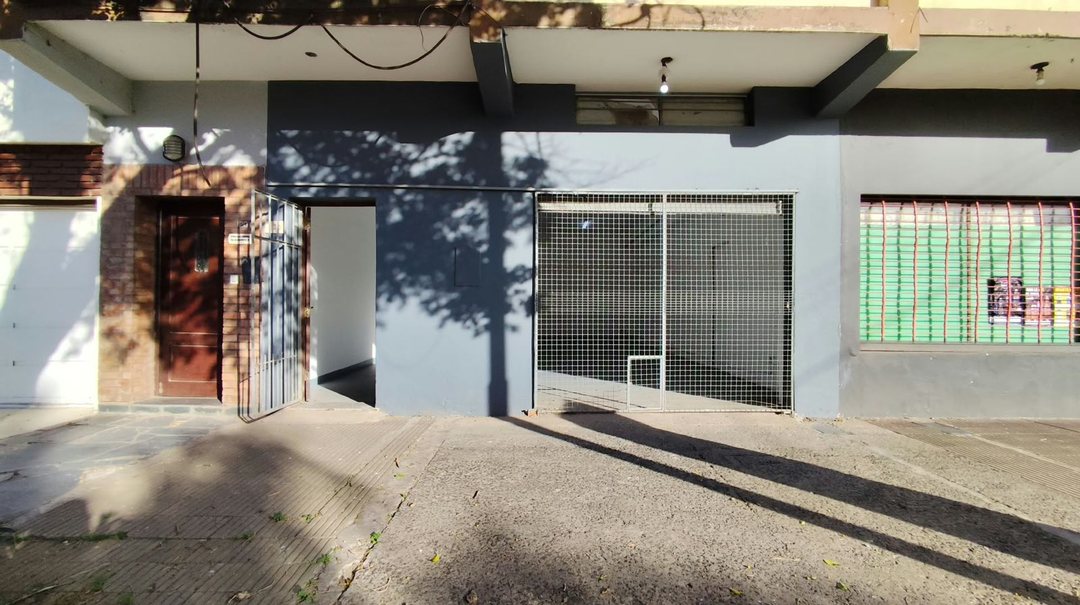 Alquiler Local Comercial en Resistencia.-