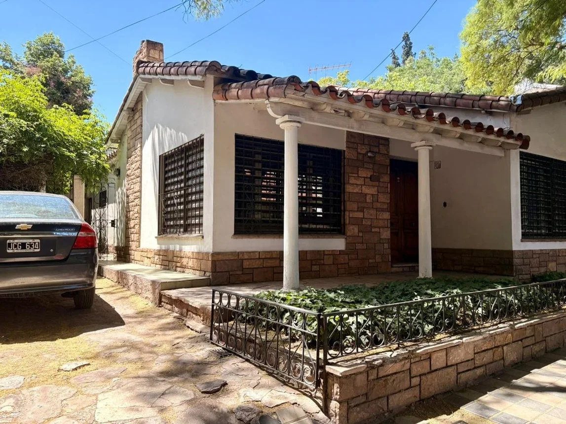 Casa en venta en Mendoza