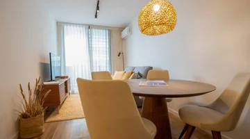 VENTA CON MUEBLES  CORDON 1 DORMIT Y COCHERA