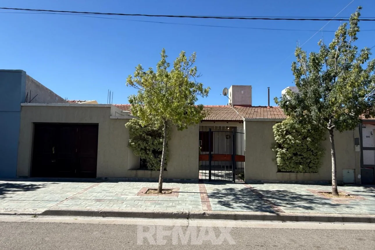 Casa en venta en Neuquén, foto 3