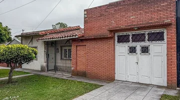 CASA EN VENTA 3 AMBIENTES EN PERALTA RAMOS OESTE