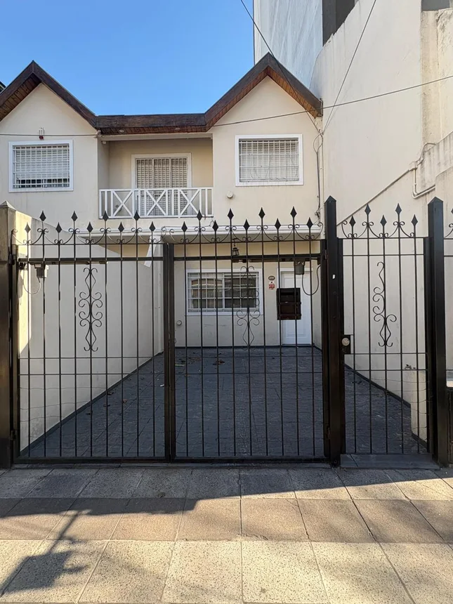 PH de 4 ambientes en venta en Caseros, Cavassa 2700