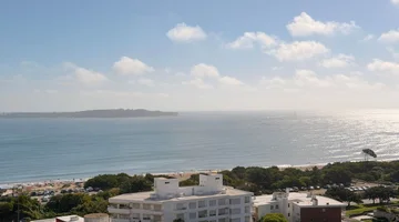 Apartamento en venta, 3 dormitorios y dependencia