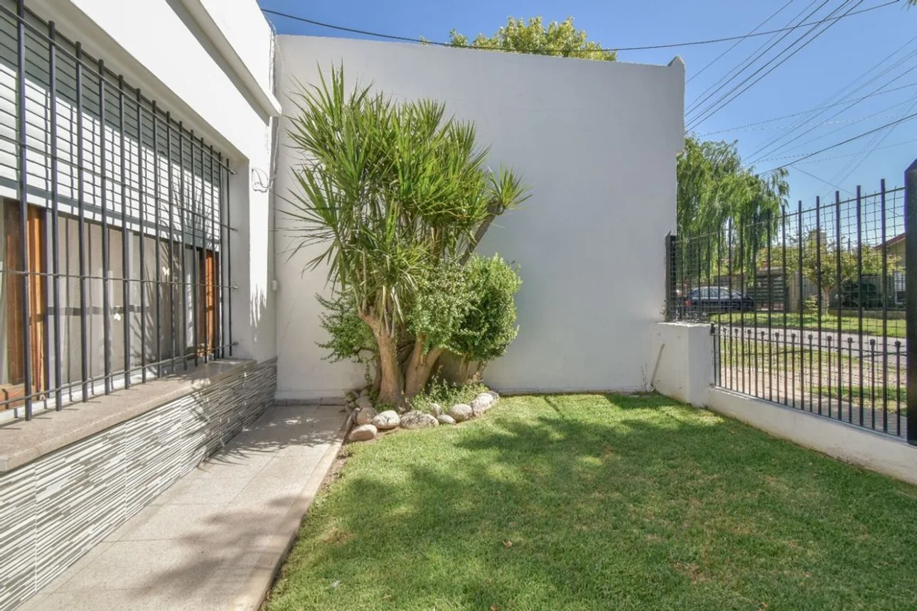 Casa en venta en Longchamps, foto 4