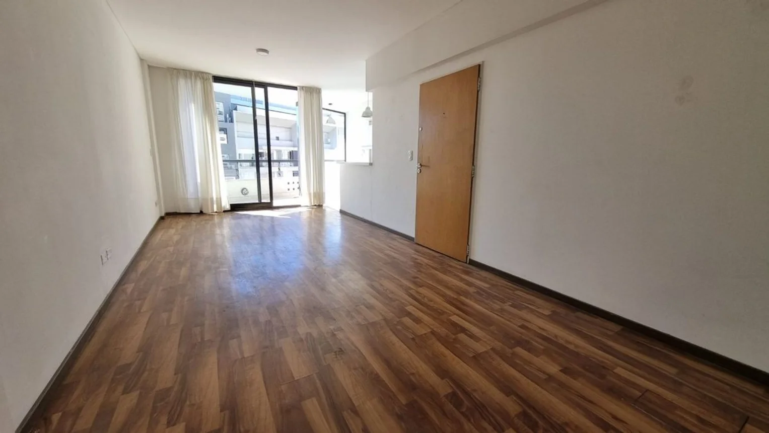 Departamento de 3 ambientes en alquiler en Belgrano, Avenida Doctor Ricardo Balbín 2300, foto 2