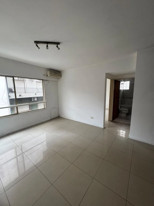 Departamento de 2 ambientes en venta en Monserrat, Venezuela 1100, foto 4