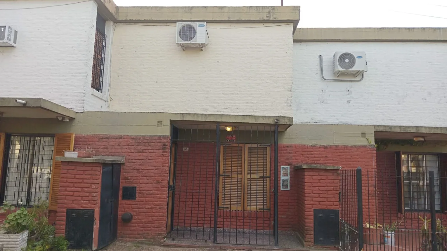 PH de 3 ambientes en venta en Morón, Carlos Calvo 1900