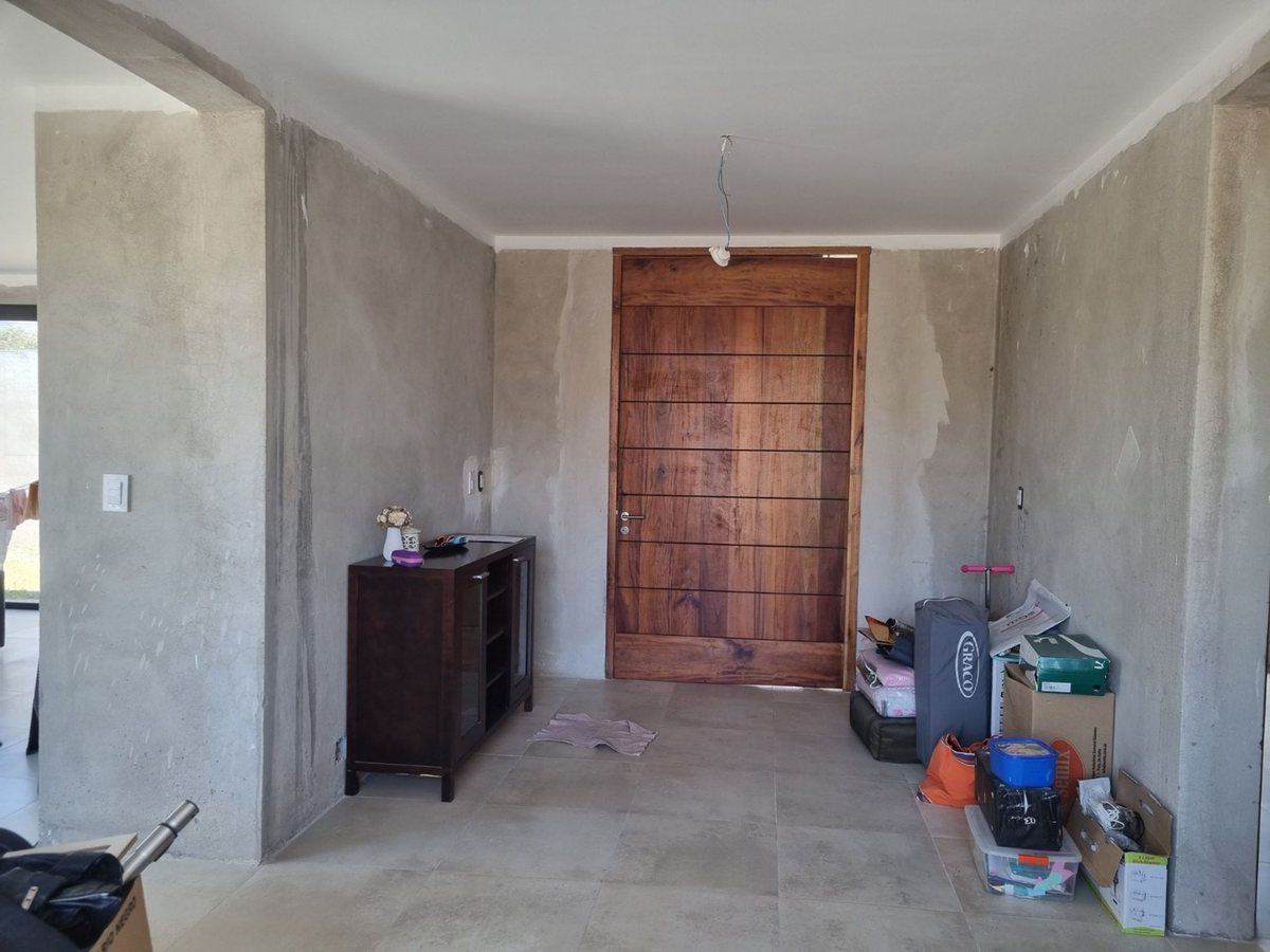 CASA 2 DORMITORIOS VENTA LA FIDELINA 307 M2 - foto 7