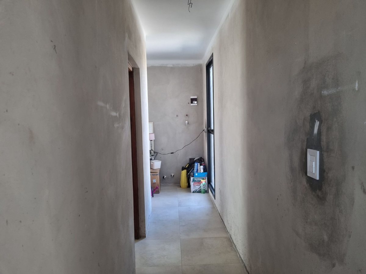 CASA 2 DORMITORIOS VENTA LA FIDELINA 307 M2 - foto 8