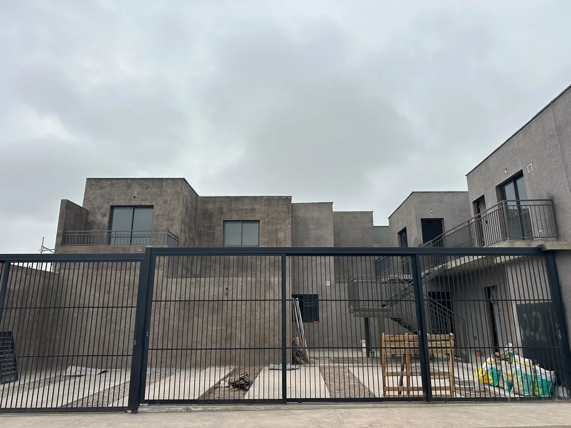 Dúplex de 4 ambientes en venta en Luján de Cuyo, Manuel a Saez 0