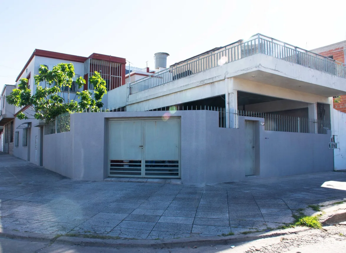 PH de 5 ambientes en venta en Parque Chacabuco, Avenida Curapaligüe 700