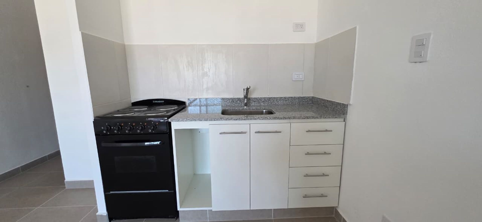 MONOAMBIENTE VENTA MAIPU AL 1000 MACROCENTRO - foto 6