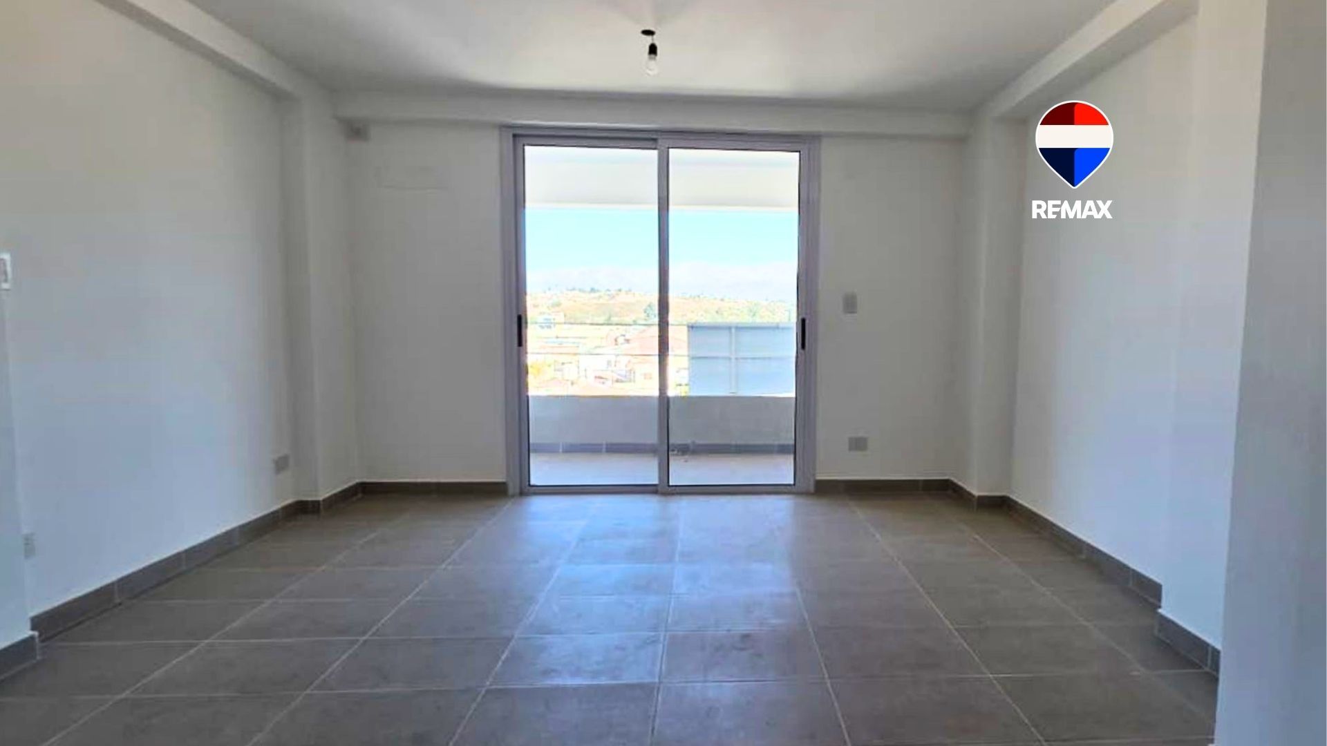 MONOAMBIENTE VENTA MAIPU AL 1000 MACROCENTRO - foto 1