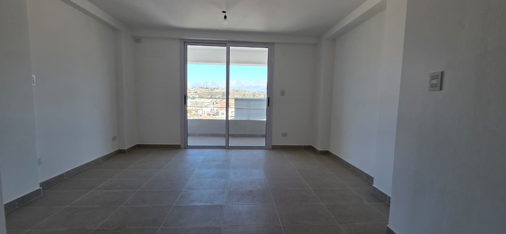MONOAMBIENTE VENTA MAIPU AL 1000 MACROCENTRO - foto 4