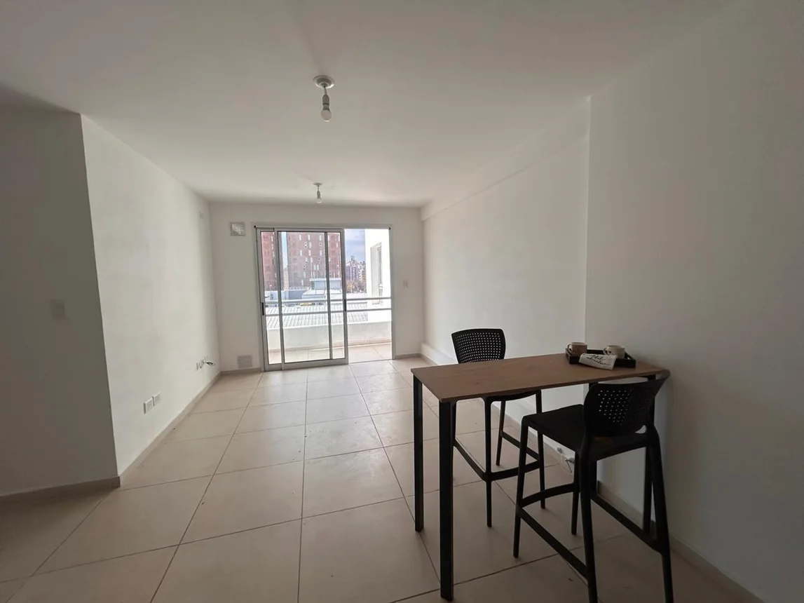 Departamento de 2 ambientes en alquiler en Córdoba, Calle Juan Pueyrredon 800, foto 4