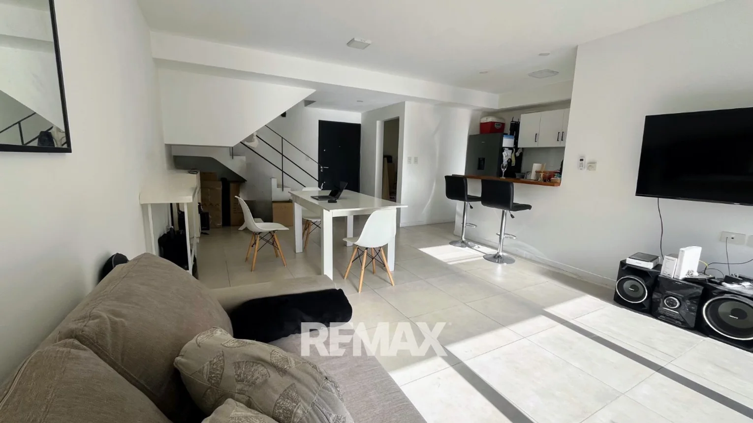 Dúplex en venta en Garín, foto 3
