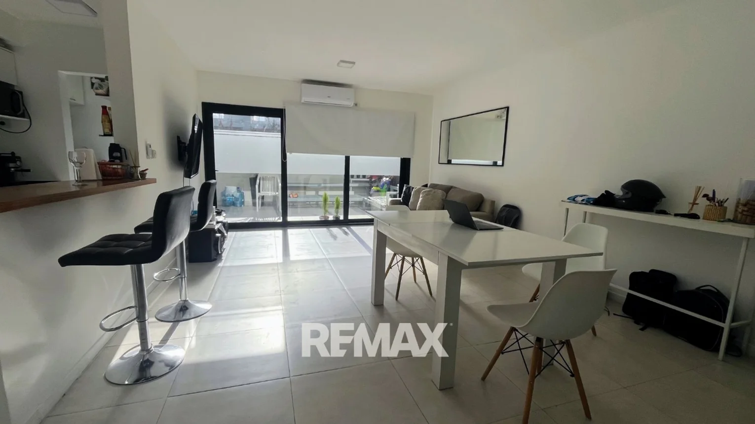 Dúplex en venta en Garín, foto 2