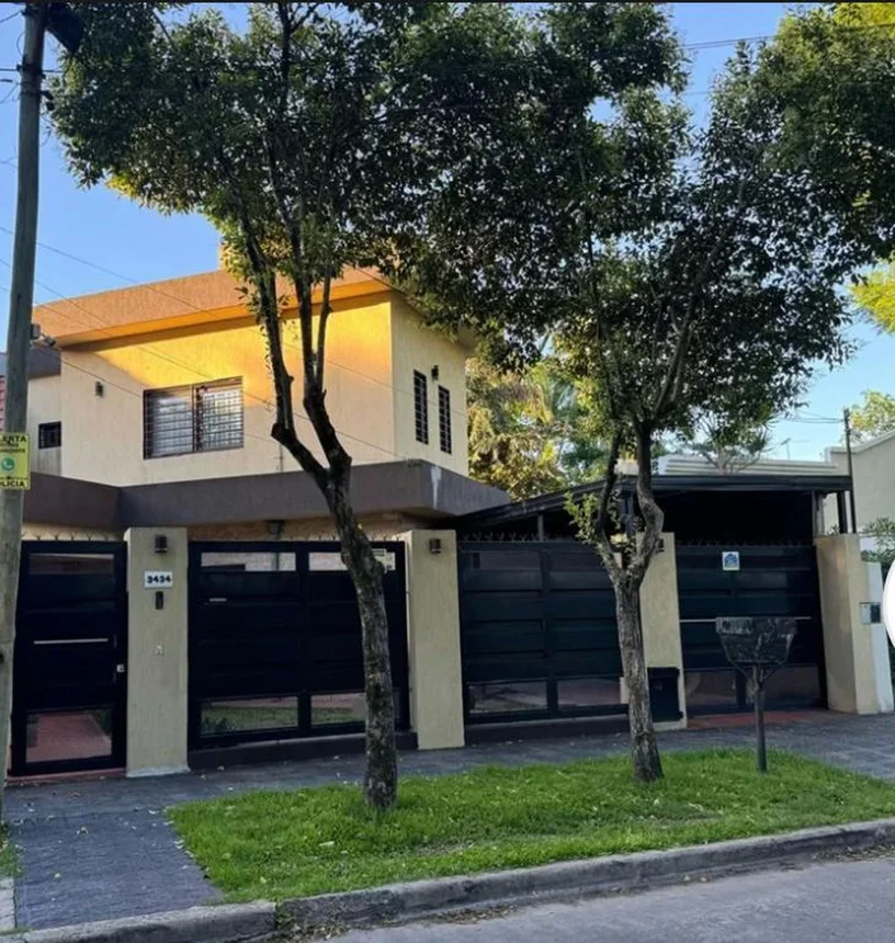 Casa en venta en Berazategui, foto 2