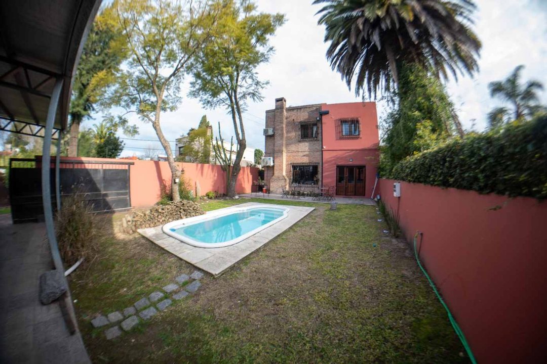 Venta casa 5 dormitorios en GONNET