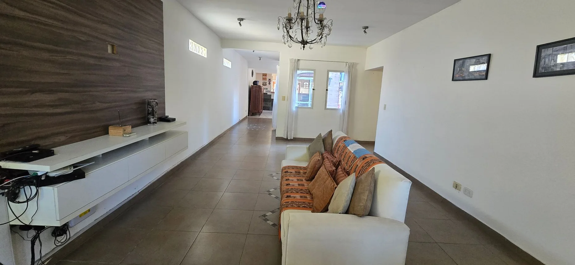 Casa en venta en Remedios de Escalada, foto 2