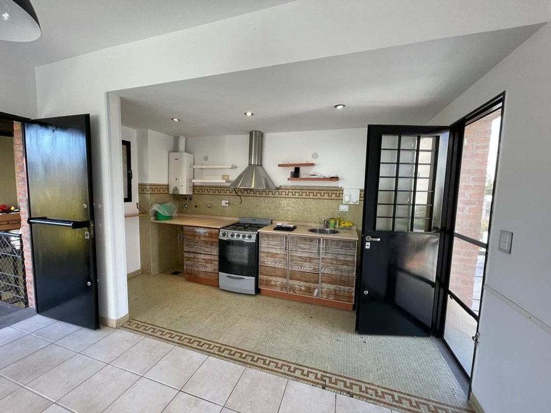 ALQUILER DEPARTAMENTO 3 AMB C/ COCHERA  QUILMES