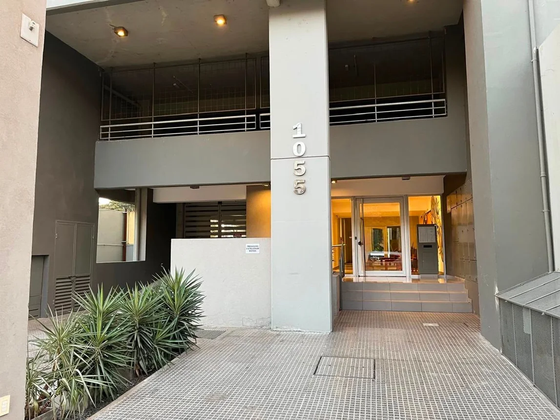 Excelente departamento en barrio sur, foto 1